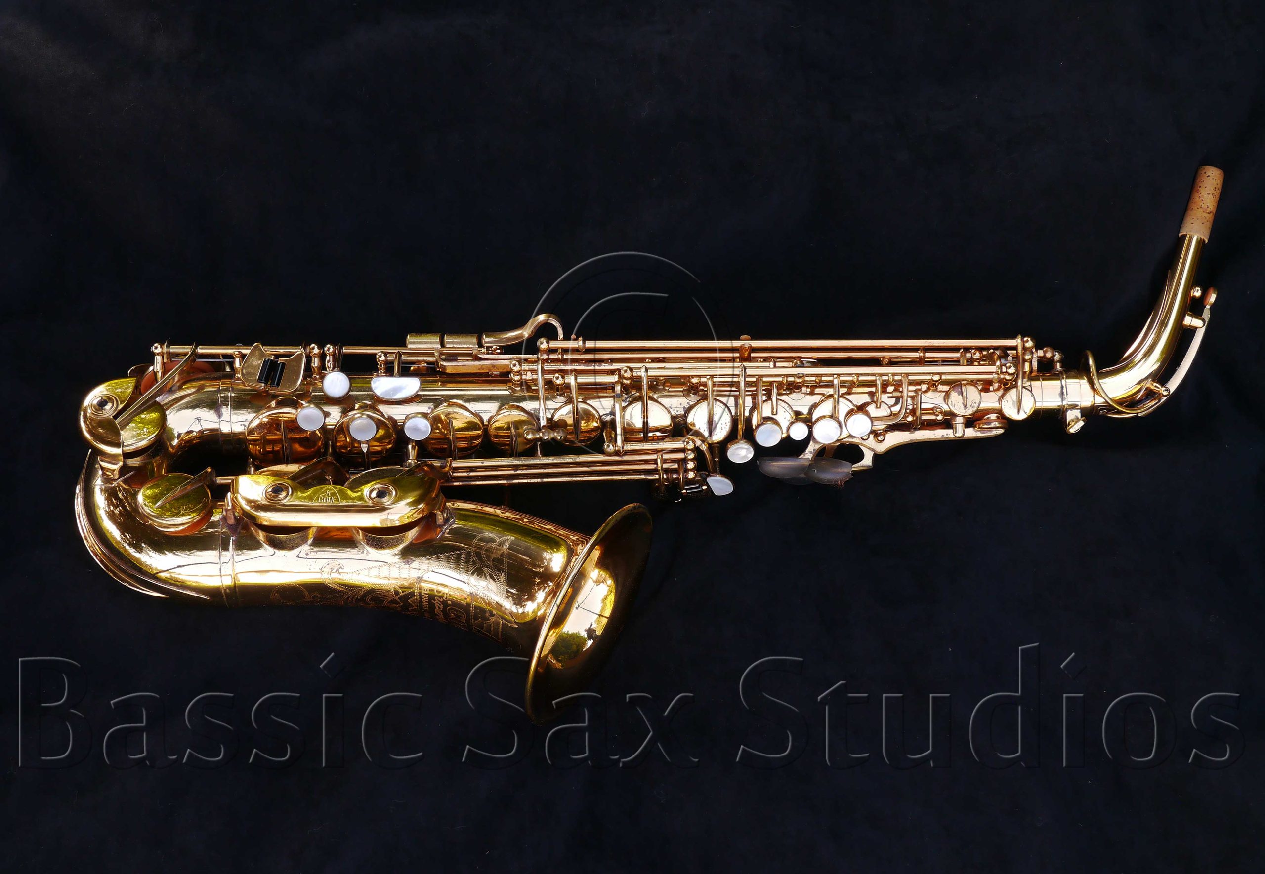 right-side-neck-attached gold lacquer sax on black background, alto sax, H. Couf Superba II, German saxophone, vintage sax, Julius Keilwerth