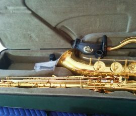 Lacquer. Source: heueregatta on eBay.com