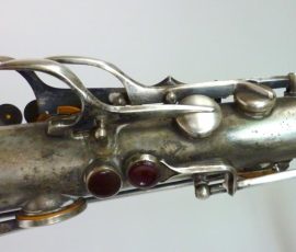 Akustik tenor #2874 Source: fatato81 on eBay.com saxophone keys, Akustik saxophone, vintage German sax, amber colored key touches, silver sax,