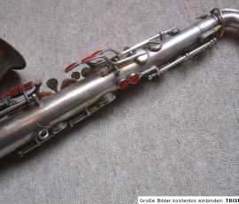 Akustik tenor #2345. Source: rechtschreibfeler on eBay.ch saxophone keys, Akustik saxophone, vintage German sax, orange key touches, silver sax,