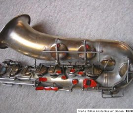 Akustik tenor #2345. Source: rechtschreibfeler on eBay.ch saxophone keys, Akustik saxophone, vintage German sax, orange key touches, silver sax,