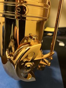 saxophone keys, bass saxophone, P. Mauriat, PM-350,