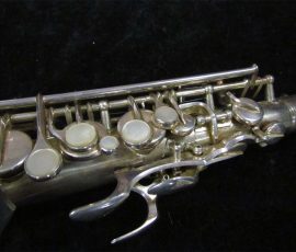 Source: SAXQUEST.COM on eBay.com Eugen Schuster, alto saxophone, silver saxophone, saxophone keys, vintage German saxophone, 1940s sax