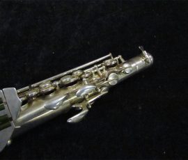 Source: SAXQUEST.COM on eBay.com Eugen Schuster, alto saxophone, silver saxophone, saxophone keys, vintage German saxophone, 1940s sax