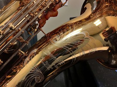 saxophone bell engraving, bass saxophone, P. Mauriat, PM-350,