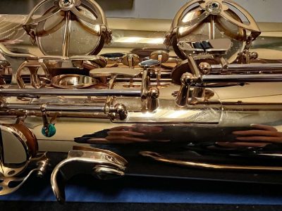 saxophone keys, bass saxophone, P. Mauriat, PM-350,