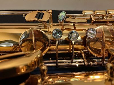 saxophone keys, abalone key touches, bass saxophone, P. Mauriat, PM-350,