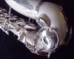 Olds Super alto Source: soundfuga.jp