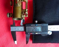 De Villiers tenor # 11xxx. Source: Bassic Sax calipers used to measure the inside of the socket on a vintage German tenor saxophone neck, Dörfler & Jörka, De Villiers, stencil sax