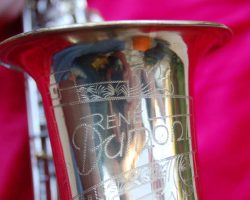 Rene Dumont alto #145xx D&J copy of The New King. Source: A Friend of Bassic Sax vintage German saxophone, Dörfler & Jörka, Rene Dumont, stencil sax, bell engraving, two-tone horn, D&J copy of Keilwerth The New King