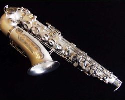 Olds Super alto Source: soundfuga.jp