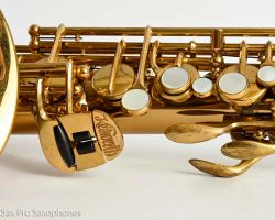 The New King alto #38431. Source: getasax.com vintage German saxophone, Julius Keilwerth, The New King, left hand, palm, & pinkie keys, lacquer horn on white background