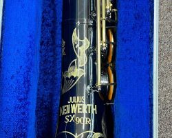 Source: Mark's Boutique on reverb.com Keilwerth SX90R straight alto sax, black nickel with gold lacquer bell & keys, incomplete L in Keilwerth engraving, typo in bell engraving, rolled tone holes