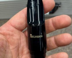 Source: Mark's Boutique on reverb.com Keilwerth alto sax, original mouthpiece, hard plastic, black with gold J. Keilwerth name & crown logo