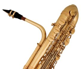 Source: raffaeleinghilterra.it Arnolds & Sons bass saxophone, Jinbao-made bass saxophone, short wrap bass, stencil sax, Chinese bass sax, Super Action 80 Series II copy,