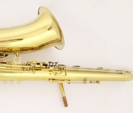 Source: ringhilterrastrumentimusicali on eBay.com L.A. Ripamonti bass saxophone, Jinyin-made bass saxophone, long wrap bass, stencil sax, Chinese bass sax, vintage American style, Conn New Wonder bass sax copy,
