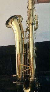 Source: vicdev99 on eBay.com Stagg bass saxophone, Jinbao-made bass saxophone, short wrap bass, stencil sax, Chinese bass sax, Super Action 80 Series II copy,