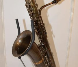 Source: eBay.com J'Elle Stainer bass saxophone, Jinbao-made bass saxophone, short wrap bass, stencil sax, Chinese bass sax, Super Action 80 Series II copy, vintage finish