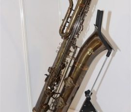 Source: eBay.com J'Elle Stainer bass saxophone, Jinbao-made bass saxophone, short wrap bass, stencil sax, Chinese bass sax, Super Action 80 Series II copy, vintage finish