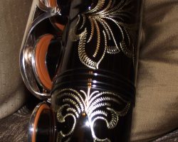 Serial # 012xxx. Source: gbyrd33 on SOTW.net DG400BN Alto Sax, Dave Guardala alto saxophone, floral engraving, black nickel plated with silver plated keys, B&S