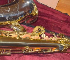Dave Guardala tenor # 360902 Made in China or Taiwan. Source: jwsax.com Dave Guardala tenor sax, Asian-made saxophone, lacquer with silver bell and neck