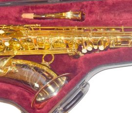 Dave Guardala tenor # 360902 Made in China or Taiwan. Source: jwsax.com Dave Guardala tenor sax, Asian-made saxophone, lacquer with silver bell and neck